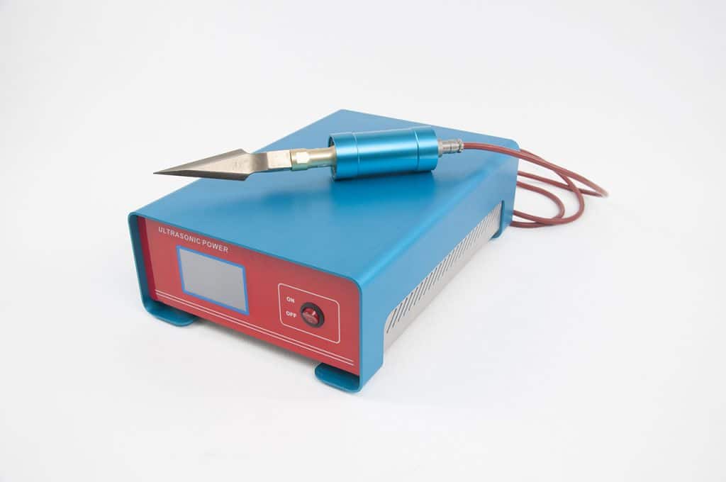 ultrasonic cutter